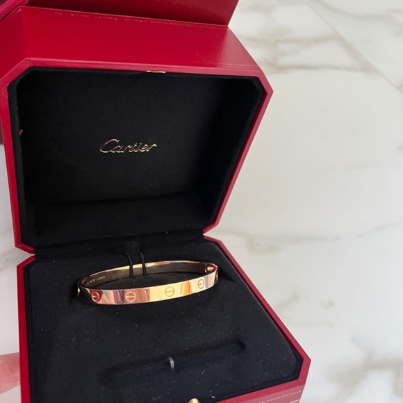 Cartier Love Bracelet size 19 - Picture 2 of 5